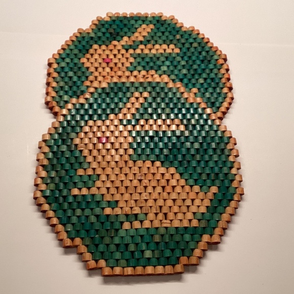 Vintage Wood Bead Trivet Rabbit Design Easter Decor - Picture 4 of 5